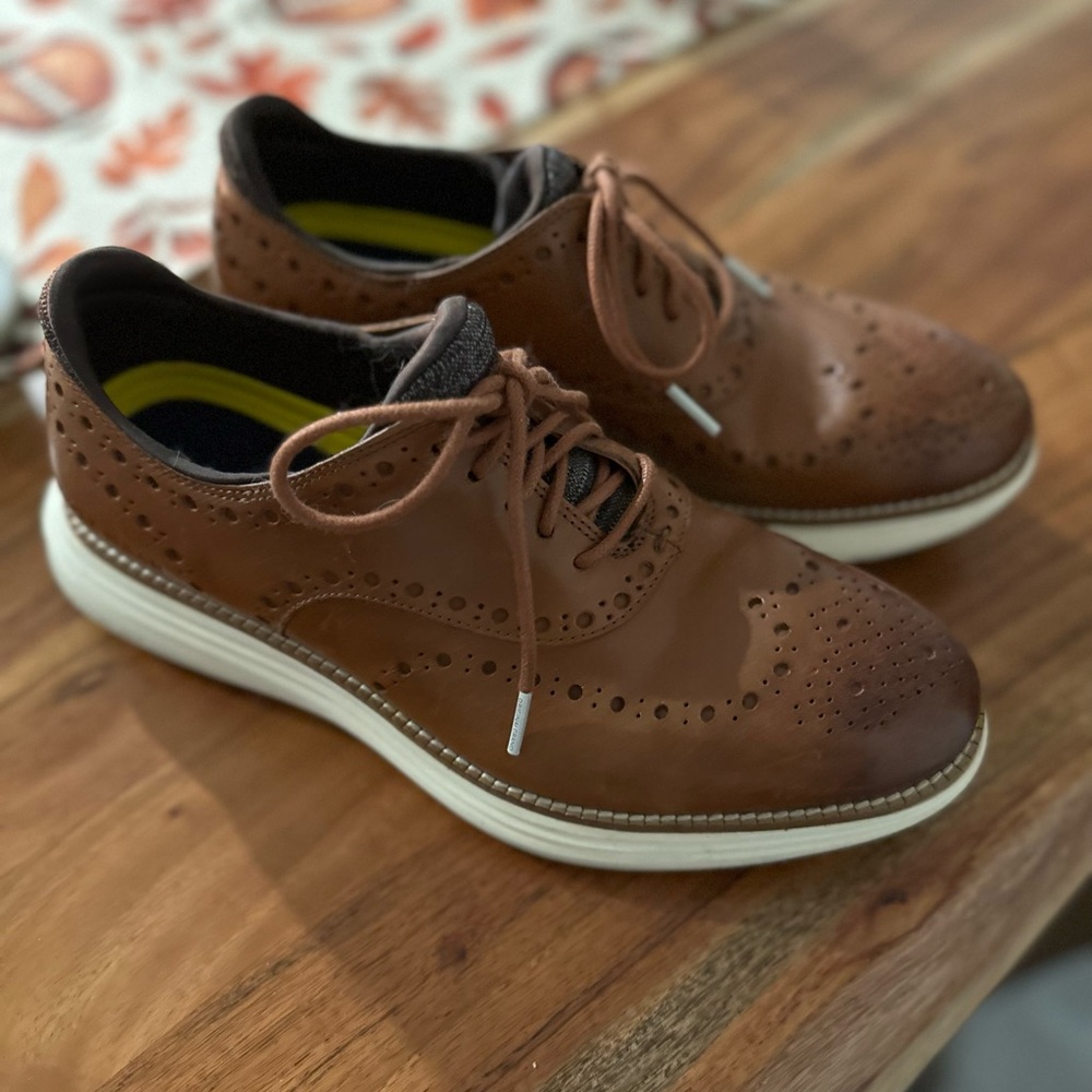 Mens Cole Haan dress shoes